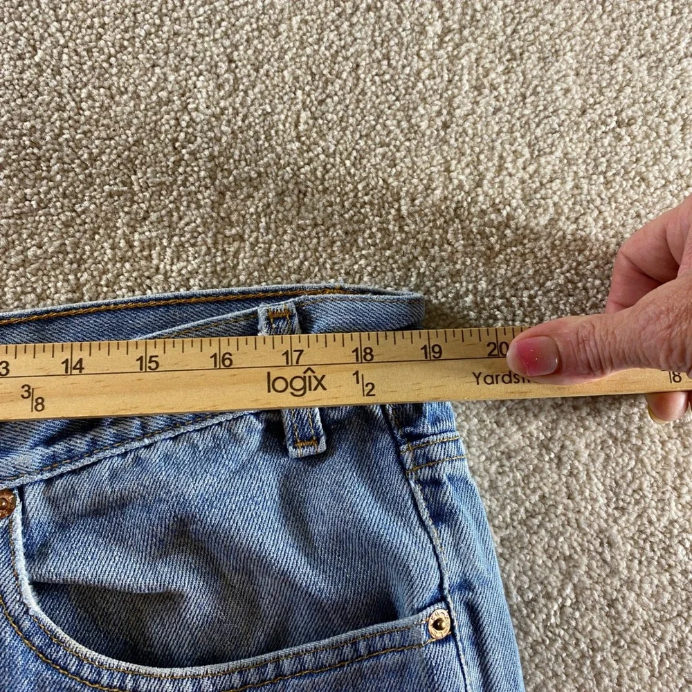 Levi 550 Relaxed Fit Mens 40x32 Light Blue Fair Distressed Vintage Tapered Jeans